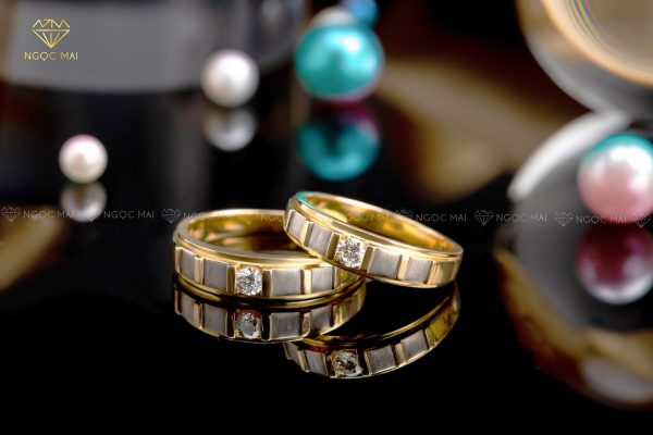 mau-nhan-cuoi-vang-trang-18k-dinh-kim-cuong-tu-nhien-vdg-47693 (2)