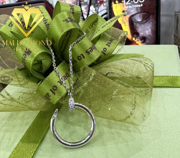 day-chuyen-dinh-kim-cuong-cartier-hinh-dinh-kc-dcn-066 (1)