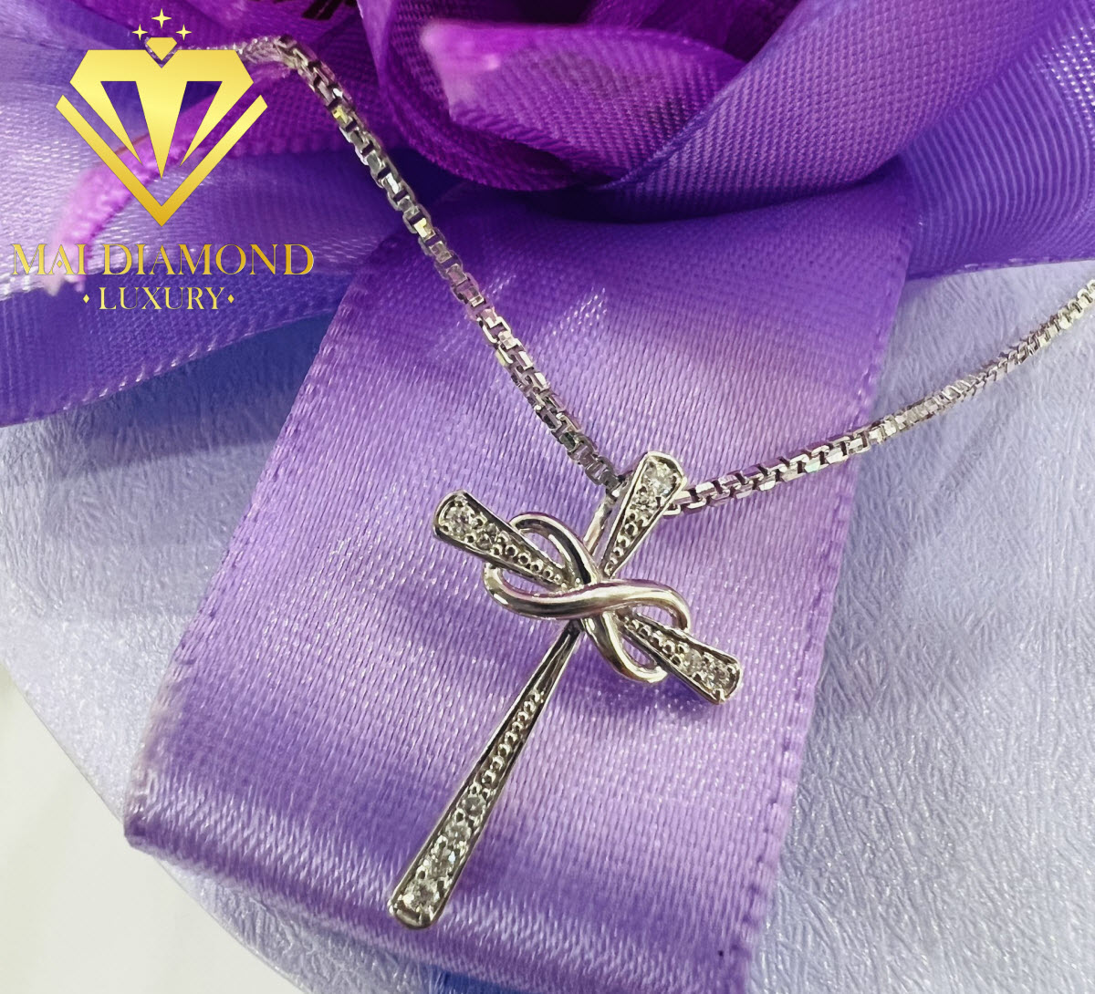 Mặt dây chuyền nữ vàng trắng Mặt dây chuyền nữ vàng trắng